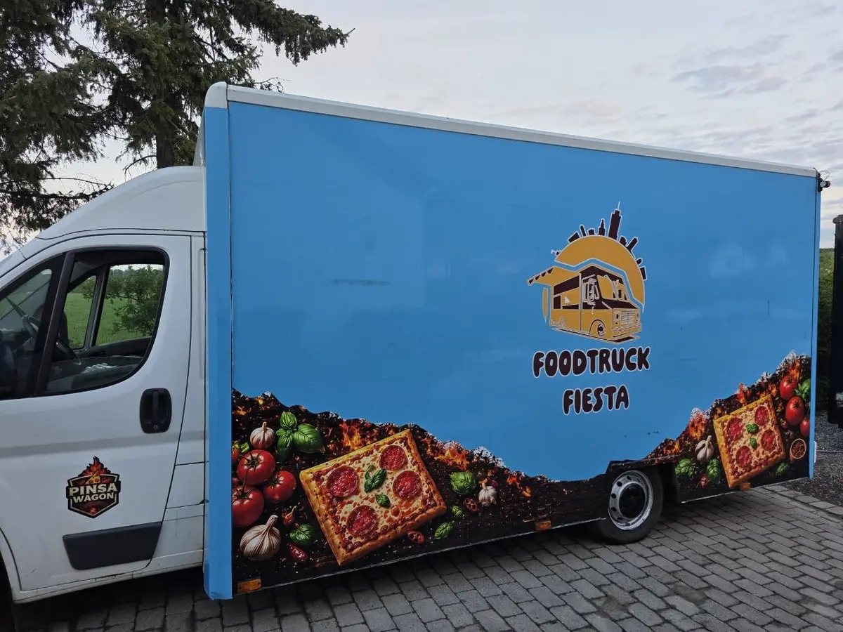 Pinsa Wagon — Foodtruck Fiestas italienske pinsa-vogn i aktion
